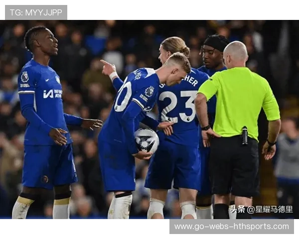教练头条:切尔西重磅回归,球迷沸腾! 教练头条:切尔西重磅回归,球迷沸腾!