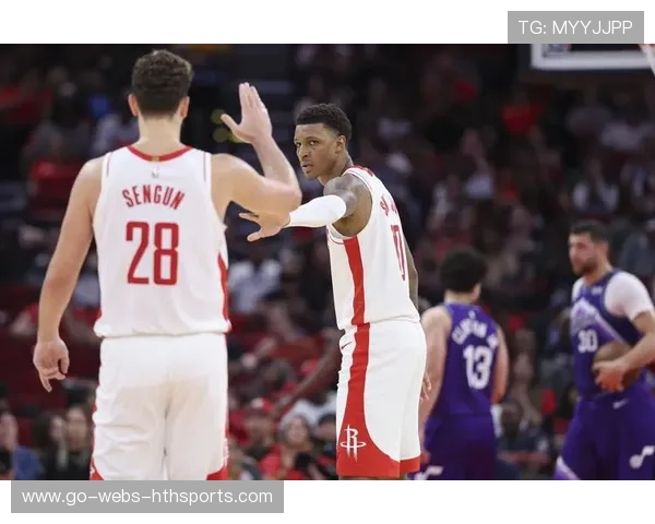 关键时刻失误葬送胜利，达拉斯独行侠客场不敌休斯顿火箭，达拉斯独行侠队