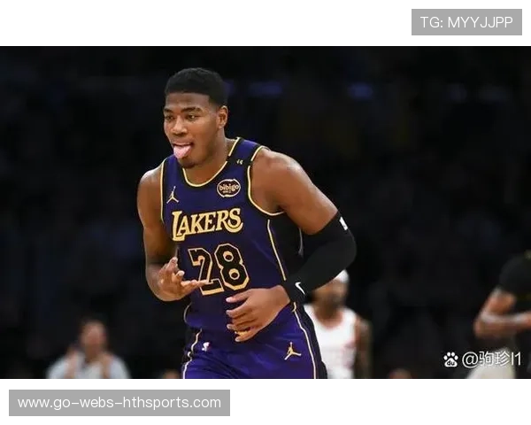 湖人球员适应性训练：年轻线融入成为衡量标准