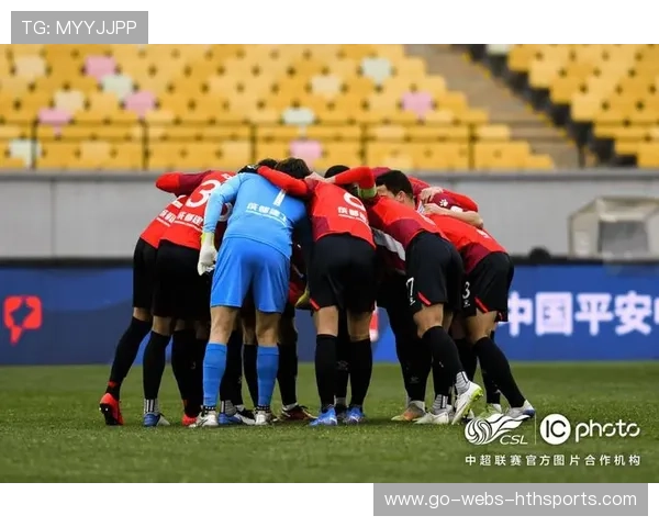 费利佩禁区抗住后卫凌空抽射,成都蓉城锁定热身赛三连捷 费利佩禁区抗住后卫凌空抽射,成都蓉城锁定热身赛三连捷